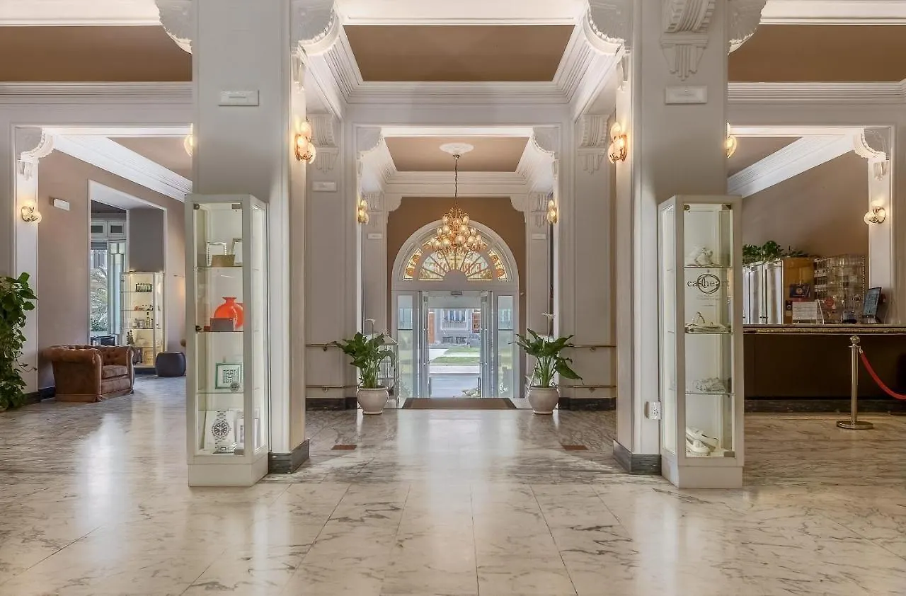 Hotel Residence Esplanade Viareggio